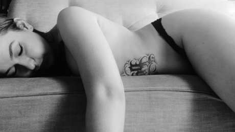Naakte gelekte OnlyFans-foto van Melissa Burns