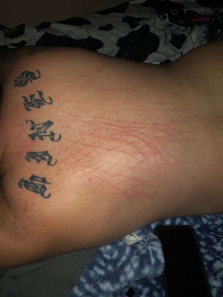 Naakte gelekte OnlyFans-foto van Justin Kase