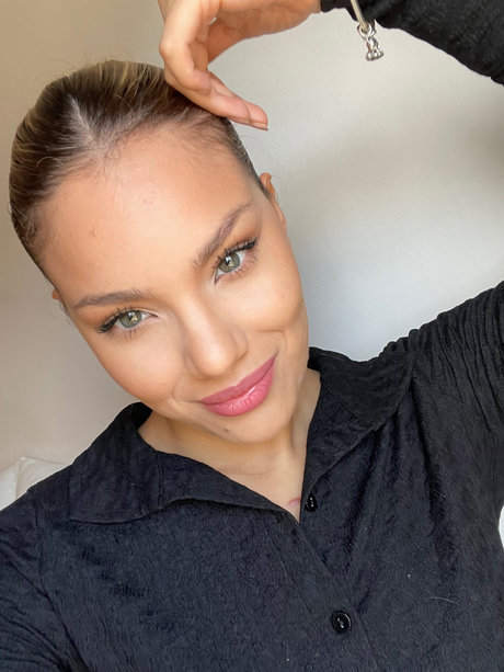 Naakte gelekte OnlyFans-foto van Luna