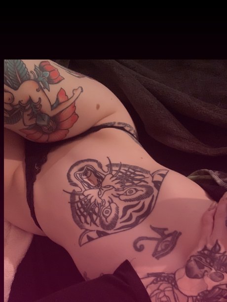 Naakte gelekte OnlyFans-foto van Rach 