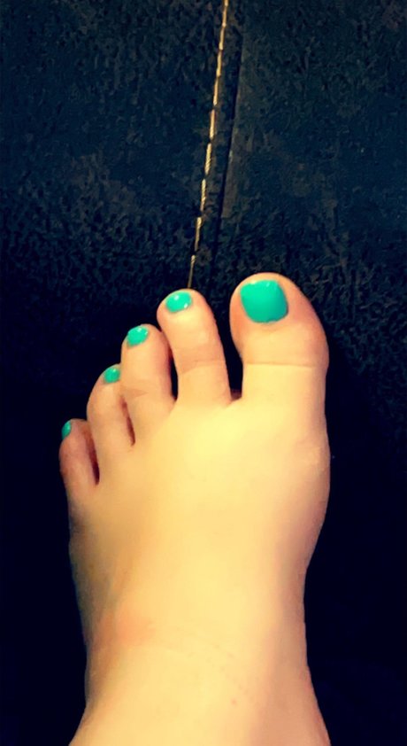 Naakte gelekte OnlyFans-foto van Redheaded Mystic