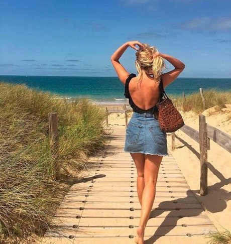 Naakte gelekte OnlyFans-foto van Sandra Sofia