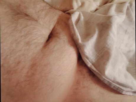 Naakte gelekte OnlyFans-foto van Rabarbarian