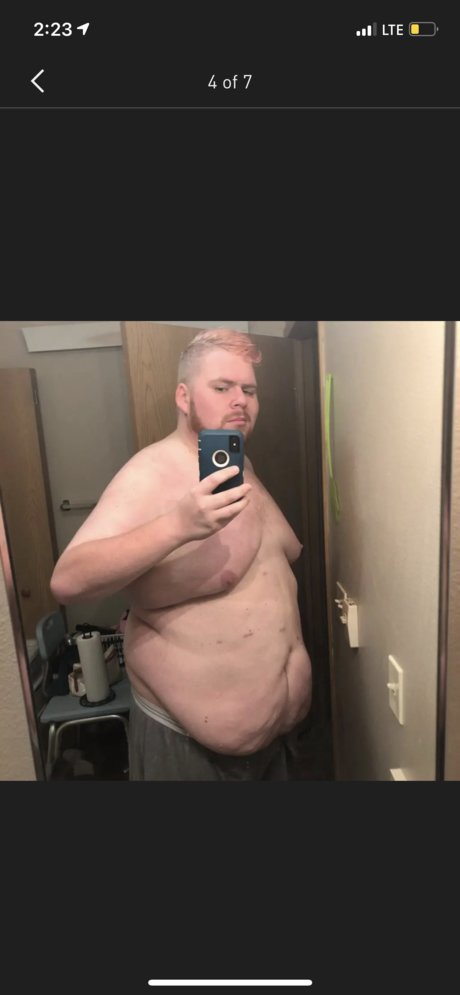 Naakte gelekte OnlyFans-foto van Gordon