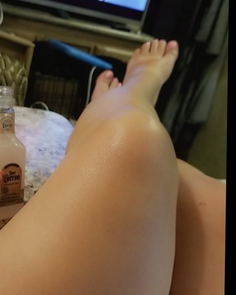Naakte gelekte OnlyFans-foto van Kelly