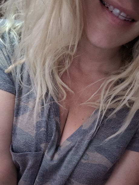 Xyourdirtyslutx