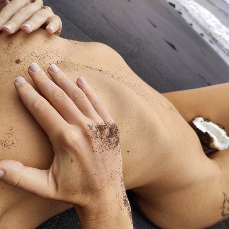 Naakte gelekte OnlyFans-foto van O