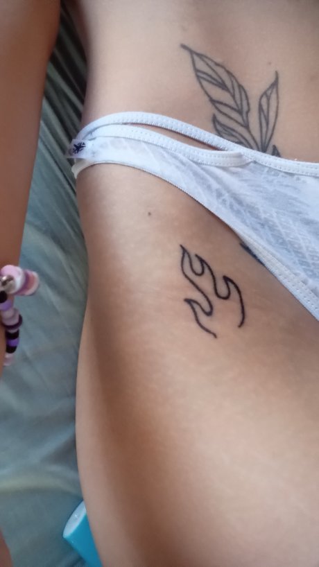 Naakte gelekte OnlyFans-foto van Vida