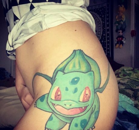 Naakte gelekte OnlyFans-foto van Emowaifu162