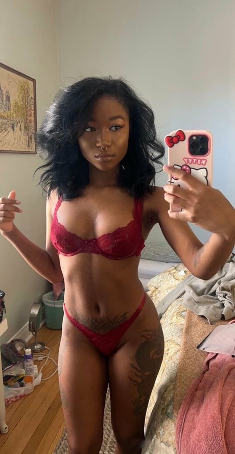Naakte gelekte OnlyFans-foto van Thickbaby2017