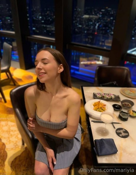 Naakte gelekte OnlyFans-foto van Mariyia