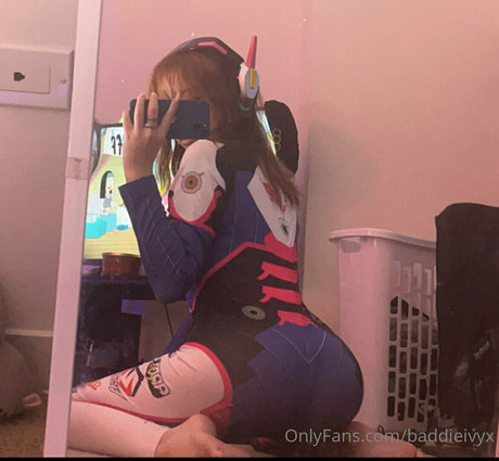 Naakte gelekte OnlyFans-foto van Cmltd01