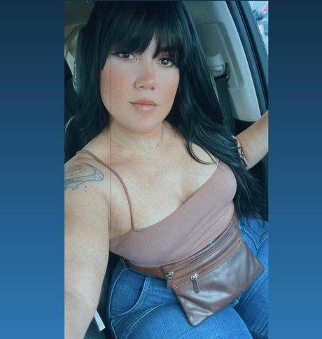 Naakte gelekte OnlyFans-foto van Franche Tamil