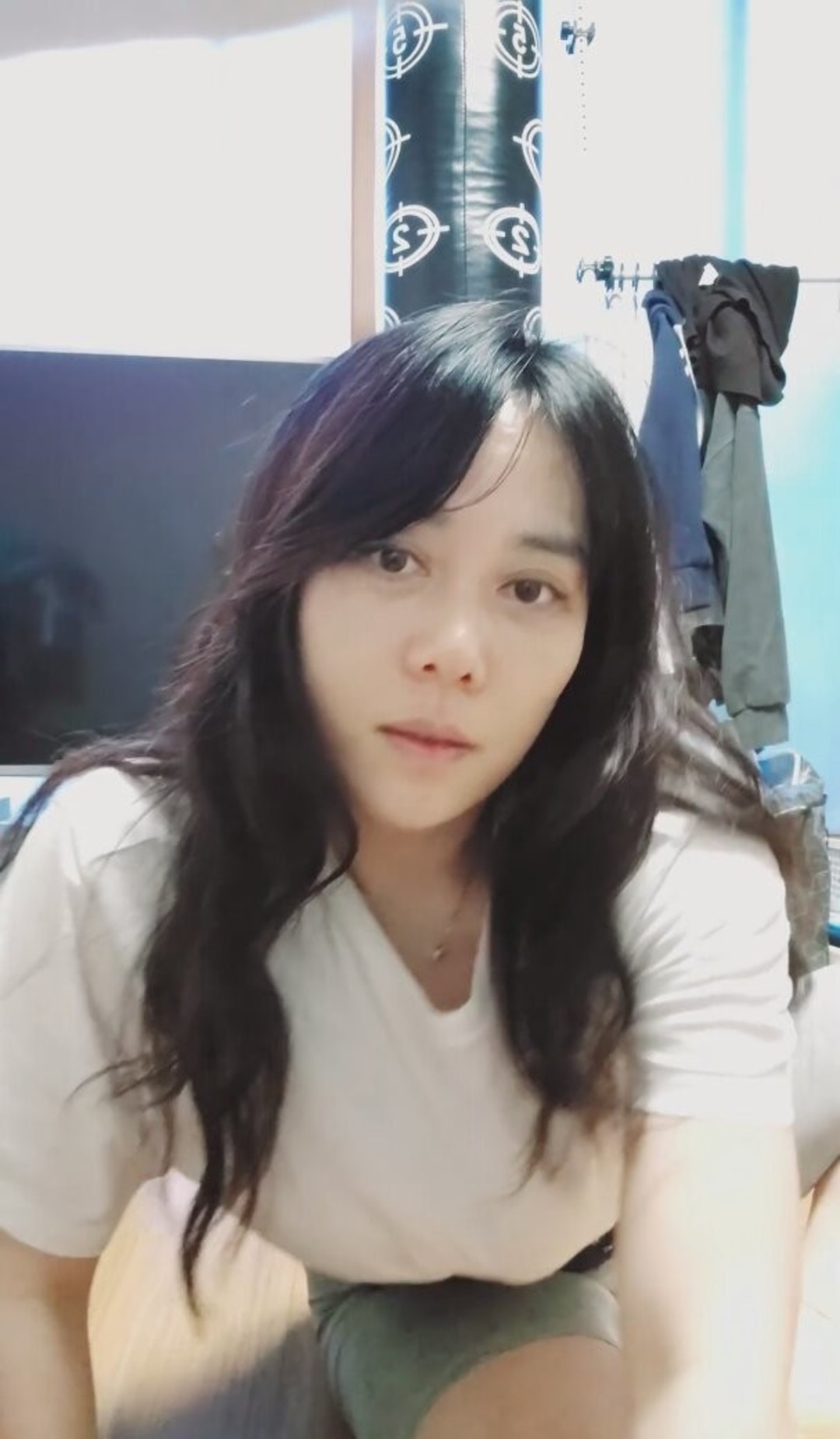 Naakte gelekte OnlyFans-foto van Kkkkk6414 #18 Naakte gelekte OnlyFans-foto van Kkkkk6414 #18