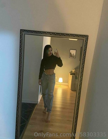 Naakte gelekte OnlyFans-foto van Inspirekaya