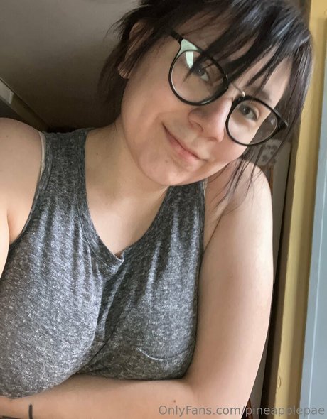 Naakte gelekte OnlyFans-foto van Pineapplepae