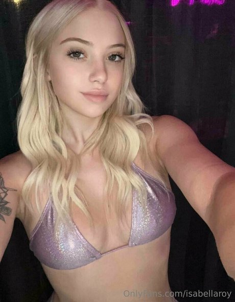 Naakte gelekte OnlyFans-foto van Isabellaroy