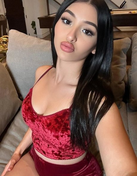 Naakte gelekte OnlyFans-foto van Ayelenn