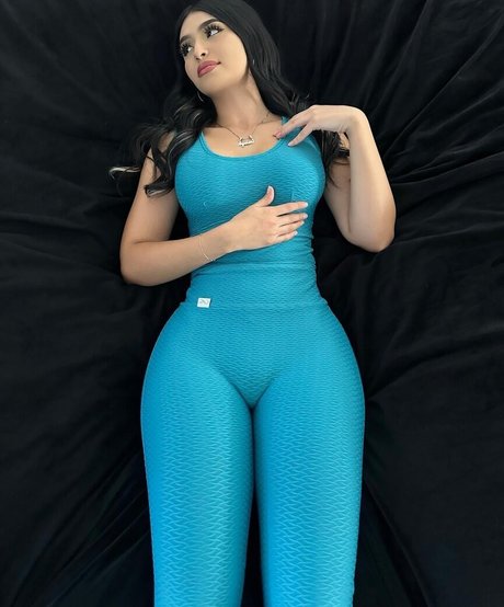 Naakte gelekte OnlyFans-foto van Ayelenn