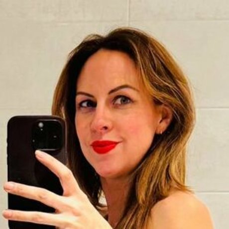 Naakte gelekte OnlyFans-foto van Elleblackmagpie