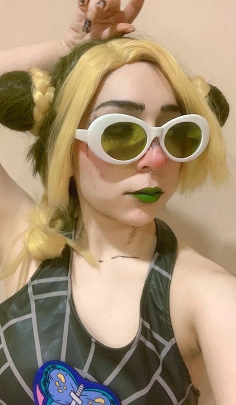 Naakte gelekte OnlyFans-foto van Catotsuki