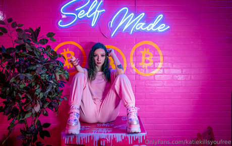Naakte gelekte OnlyFans-foto van Katiekillsyoufree