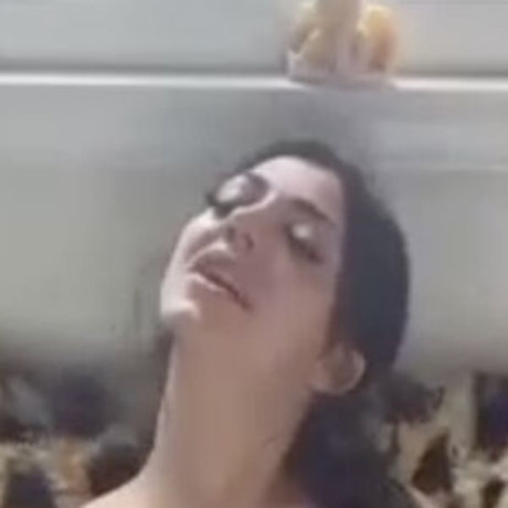 Naakte gelekte OnlyFans-foto van Aliyah Marie