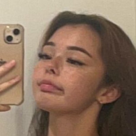 Carly Mai
