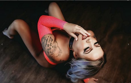 Naakte gelekte OnlyFans-foto van Marcy Nicole Smith