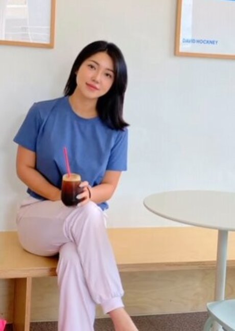 Beo Deul Jeong 정버들