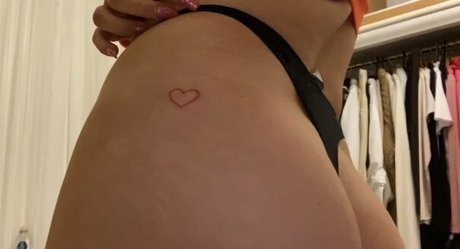 Naakte gelekte OnlyFans-foto van Madsofc