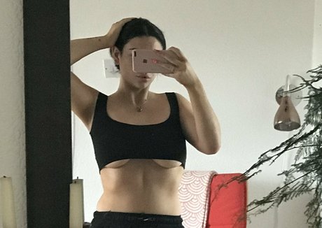 Naakte gelekte OnlyFans-foto van Madsofc