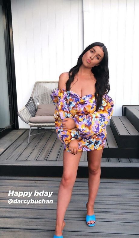 Naakte gelekte OnlyFans-foto van Darcy Buchan