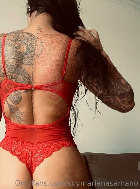 Naakte gelekte OnlyFans-foto van Mariana Samano