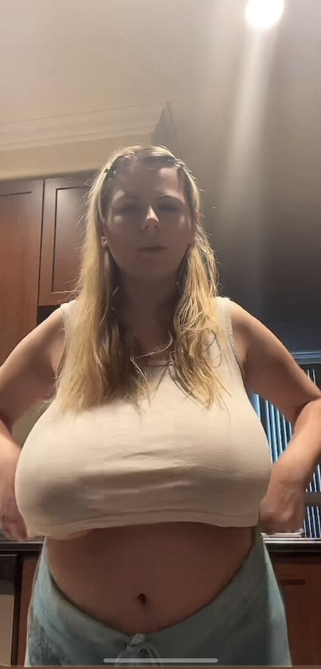 Emspensiveemily