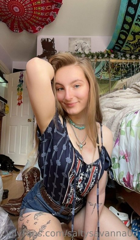Naakte gelekte OnlyFans-foto van Saltysavanna03