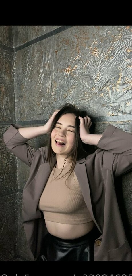 Naakte gelekte OnlyFans-foto van Littlemargo