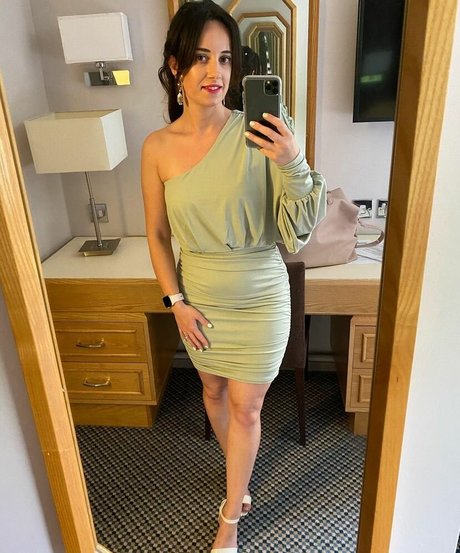 Naakte gelekte OnlyFans-foto van Scarlet Storm