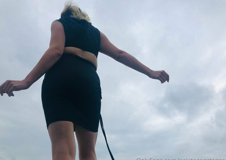 Naakte gelekte OnlyFans-foto van Nakitaconstanzo