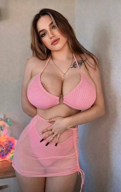 Naakte gelekte OnlyFans-foto van Lerasky