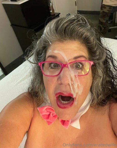 Naakte gelekte OnlyFans-foto van Carol Foxxx