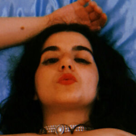 Naakte gelekte OnlyFans-foto van Camille Alexander