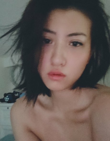 Naakte gelekte OnlyFans-foto van Shijiuuuu127585