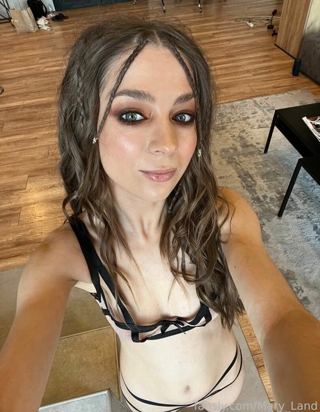 Naakte gelekte OnlyFans-foto van Maryland