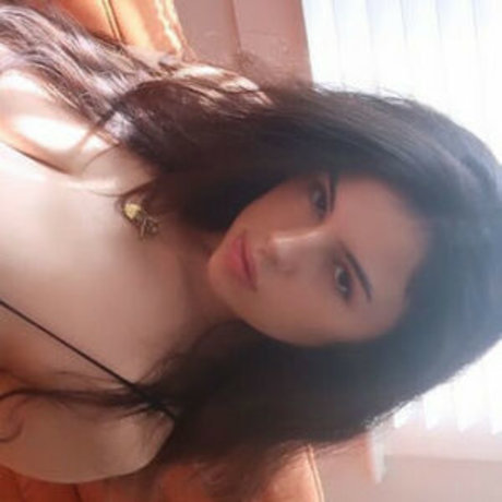 Naakte gelekte OnlyFans-foto van Matildem