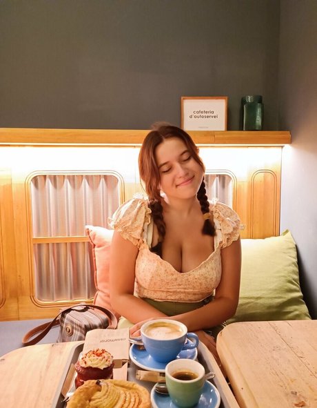 Naakte gelekte OnlyFans-foto van Supermire