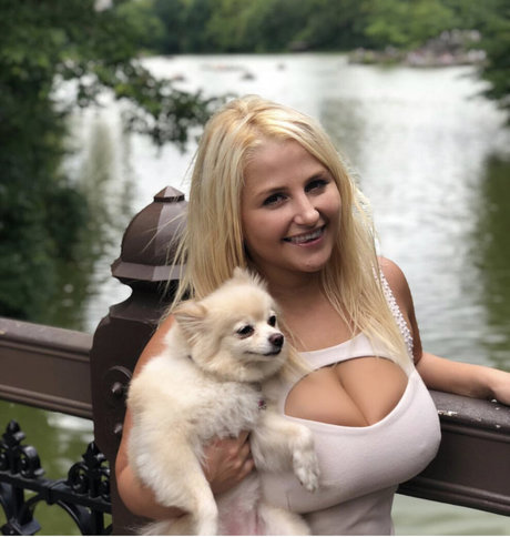 Naakte gelekte OnlyFans-foto van Jackie K