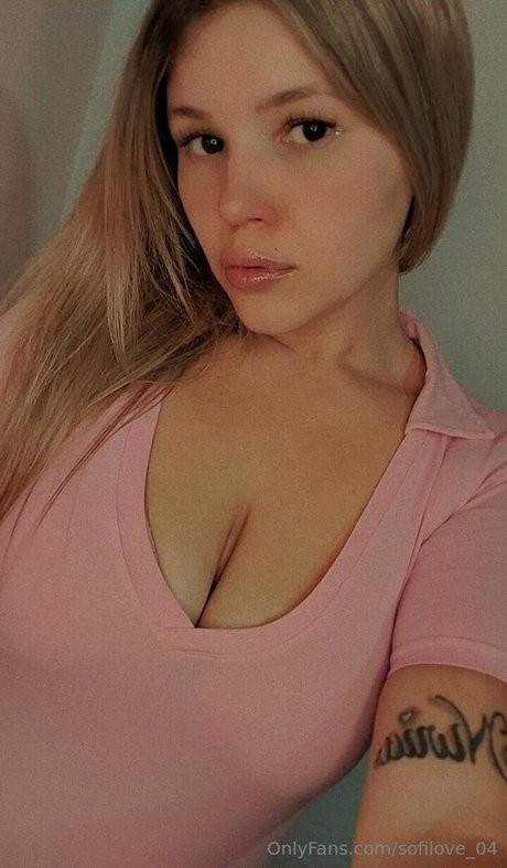 Naakte gelekte OnlyFans-foto van Sofilove04
