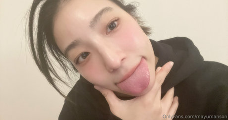 Naakte gelekte OnlyFans-foto van Mayumanson