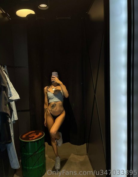 Naakte gelekte OnlyFans-foto van Johannaslt